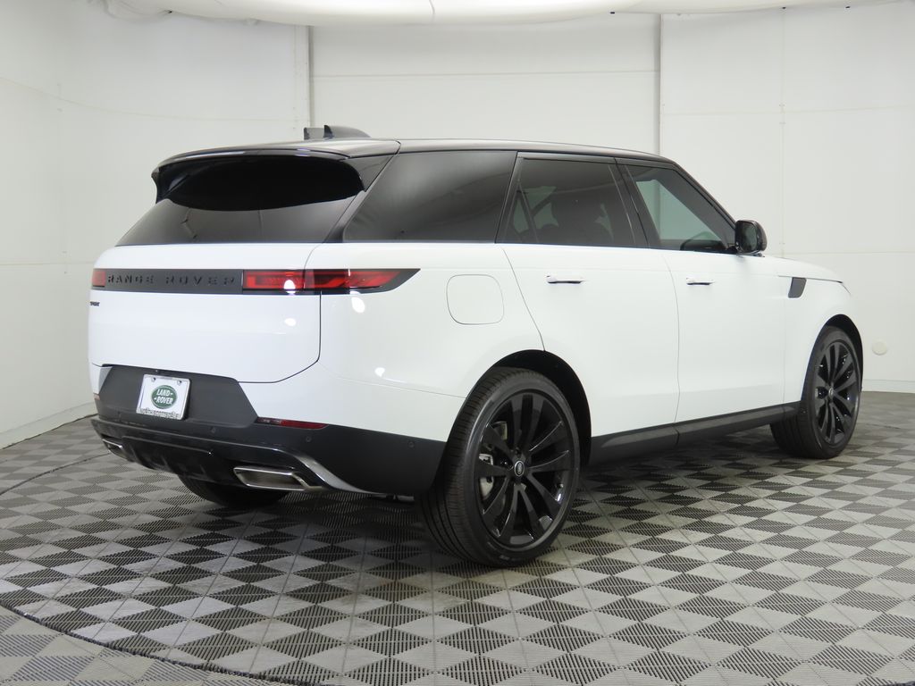 2025 Land Rover Range Rover Sport SE photo 5