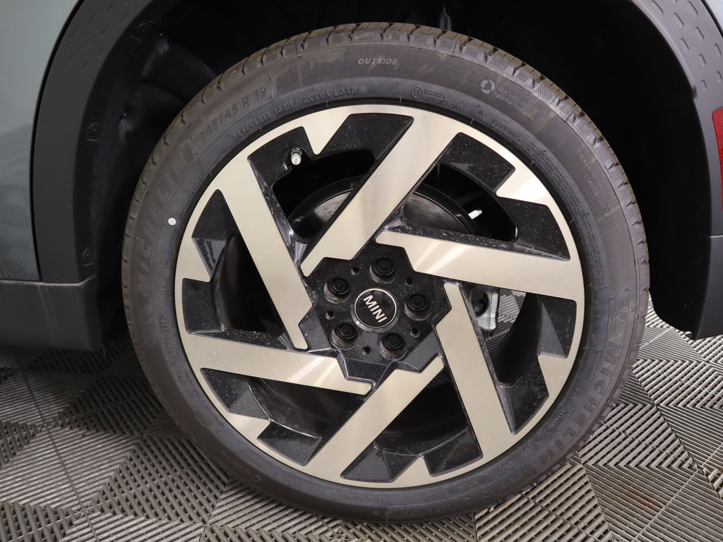 2025 Mini Countryman ALL4 Signature photo 30