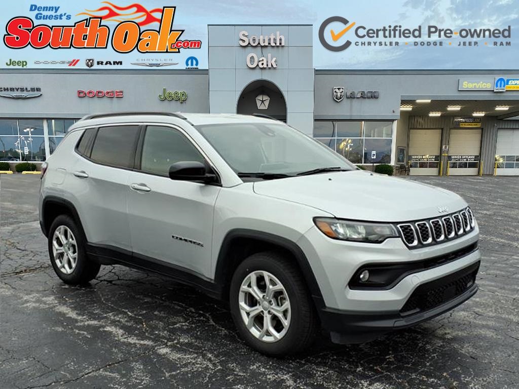 2024 Jeep Compass Latitude's photo