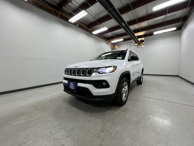 2024 Jeep Compass Latitude photo 4