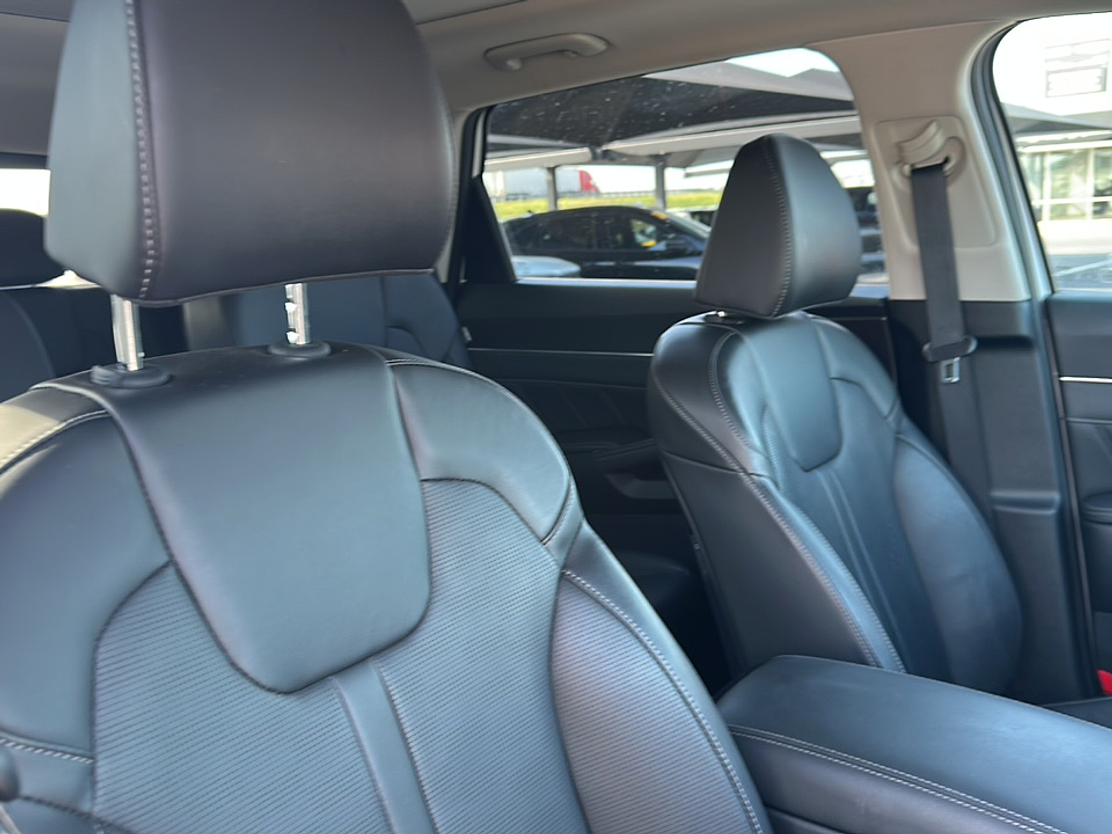 2025 Kia Sorento SX photo 12