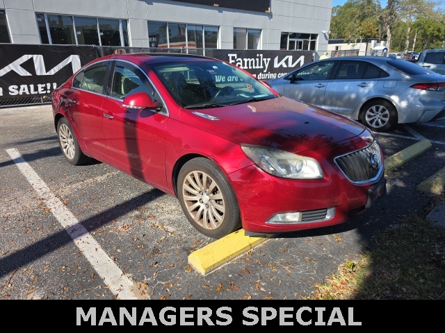 2013 Buick Regal Premium 2's photo