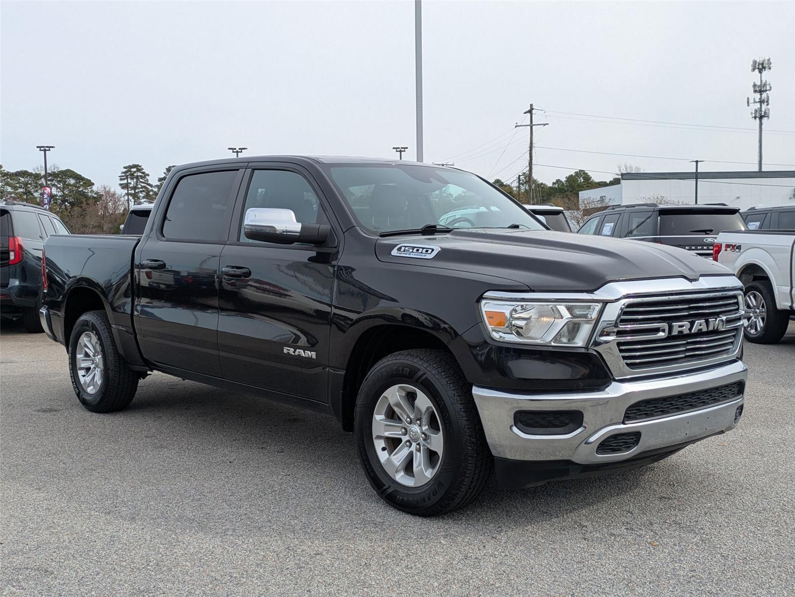 2024 Ram 1500 Laramie photo 2