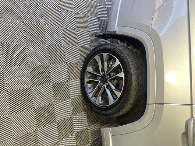 2021 Jeep Grand Cherokee Overland photo 14
