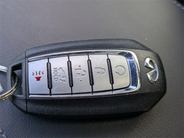 2022 Infiniti QX55 Essential photo 32