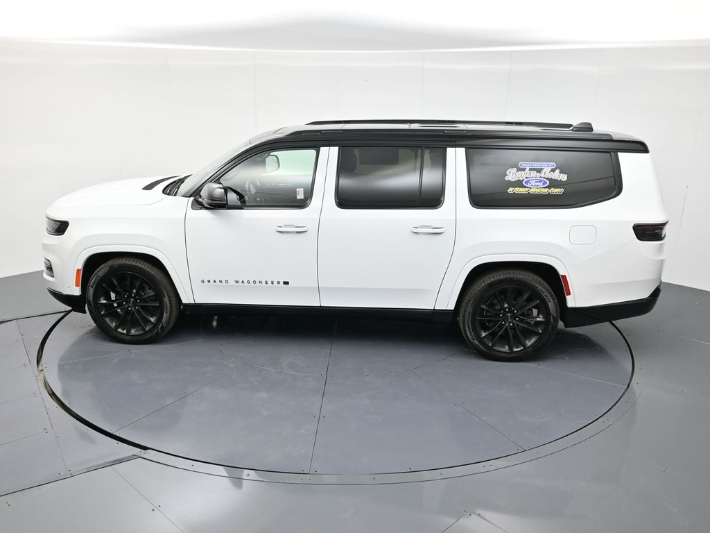 2024 Jeep Wagoneer L Series III photo 36