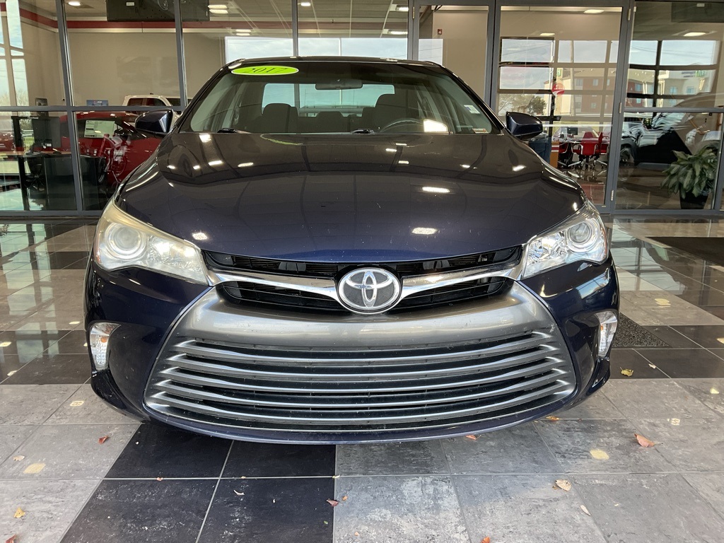 Used 2017 Toyota Camry LE with VIN 4T1BF1FK5HU623278 for sale in Kansas City