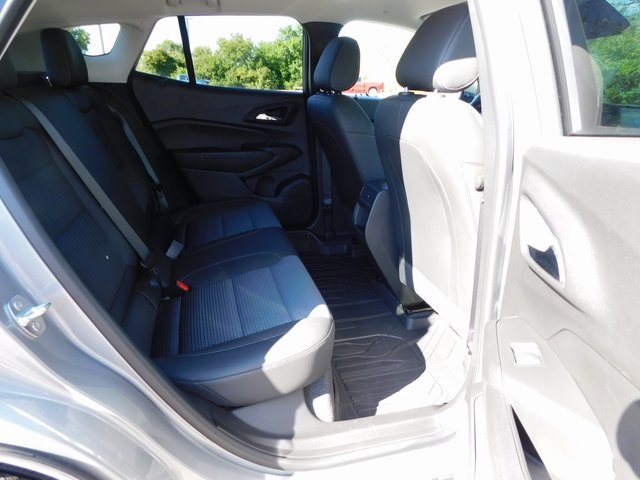 2024 Chevrolet Trax LT photo 16