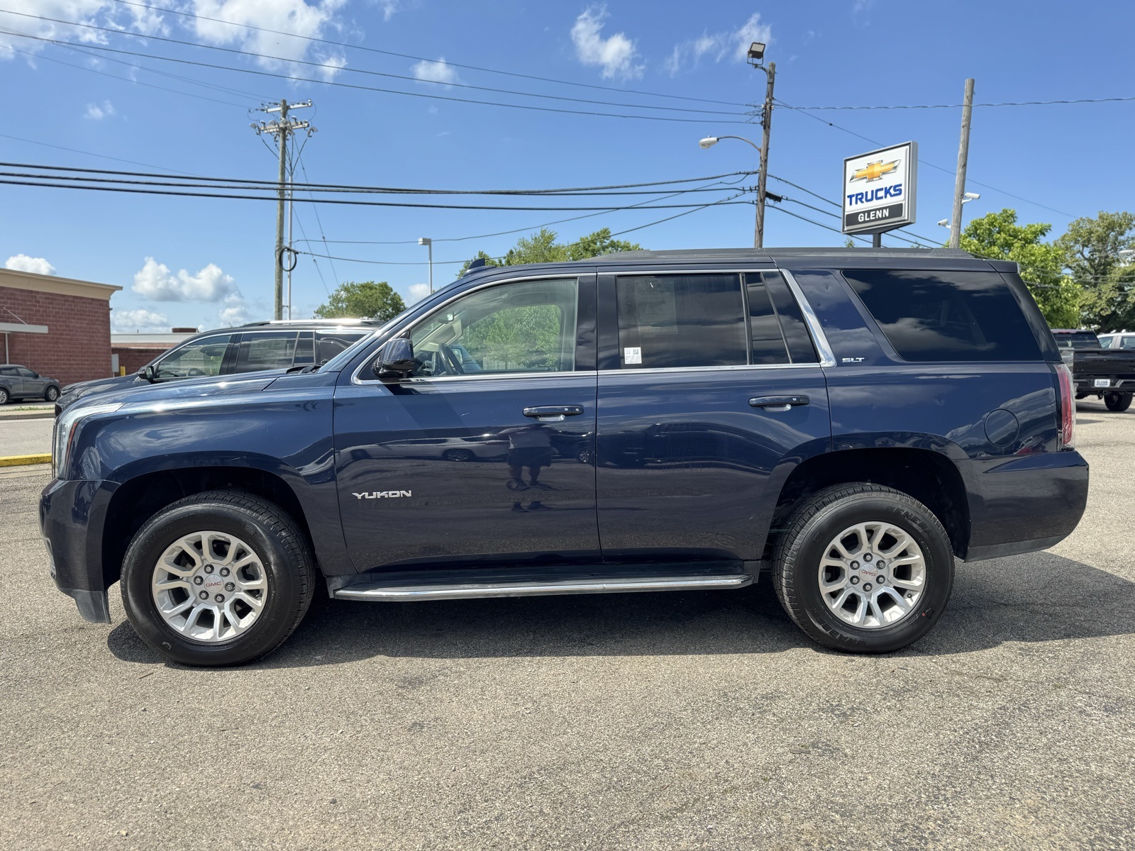 2018 Gmc Yukon SLT photo 3