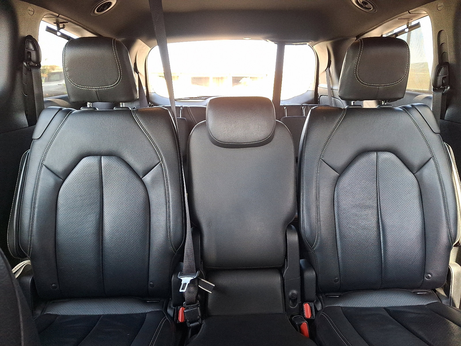 2021 Chrysler Pacifica Touring L photo 14