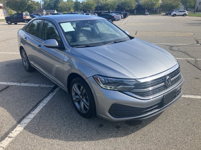 2024 Volkswagen Jetta 1.5T SE photo 3