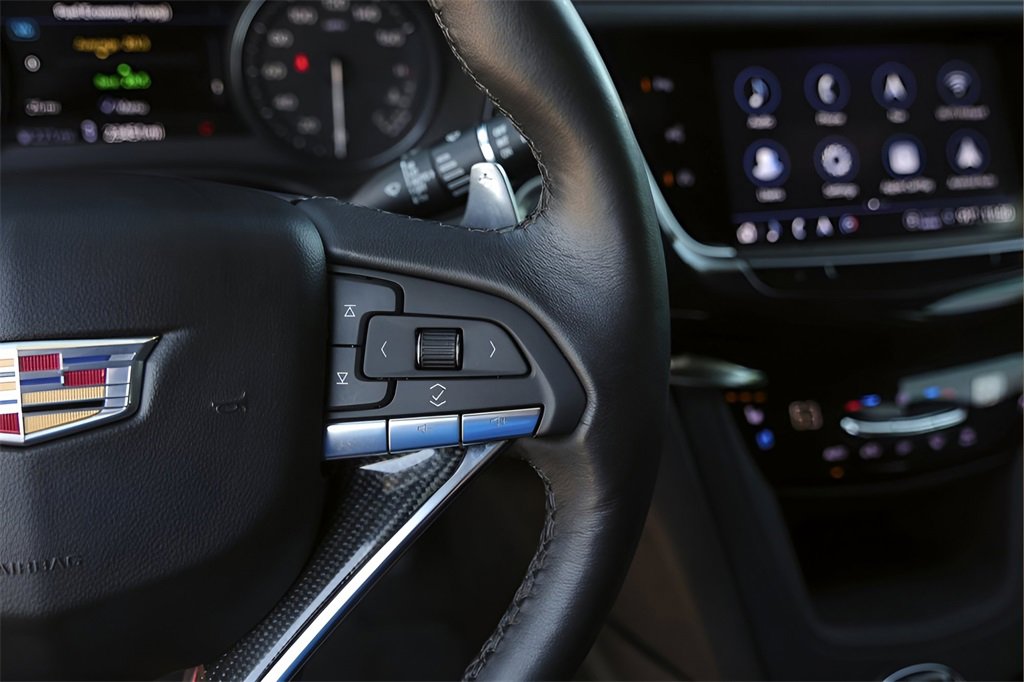 2023 Cadillac XT6 Sport photo 13