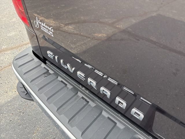 2015 Chevrolet Silverado 1500 LTZ photo 16