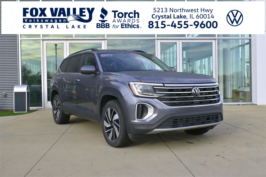 2025 Volkswagen Atlas SE w/Tech's photo