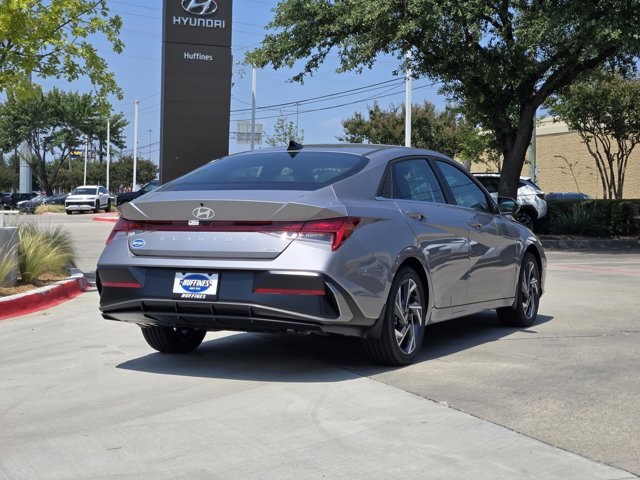 2025 Hyundai Elantra Hybrid Limited photo 3