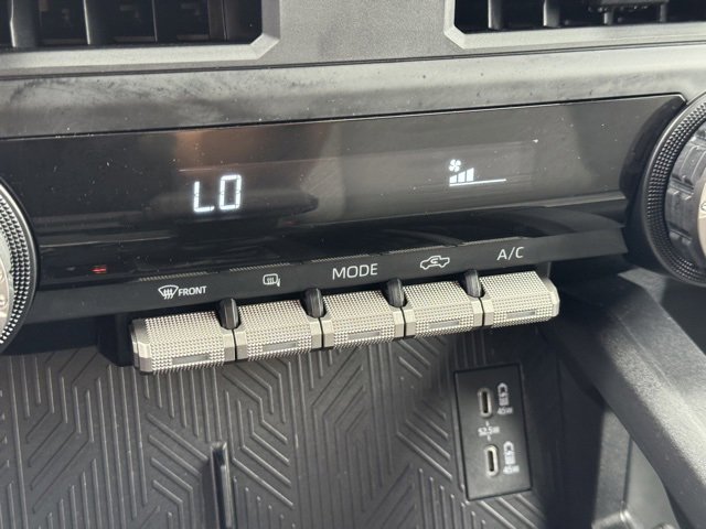 2025 Toyota Tacoma TRD 4x4 photo 27