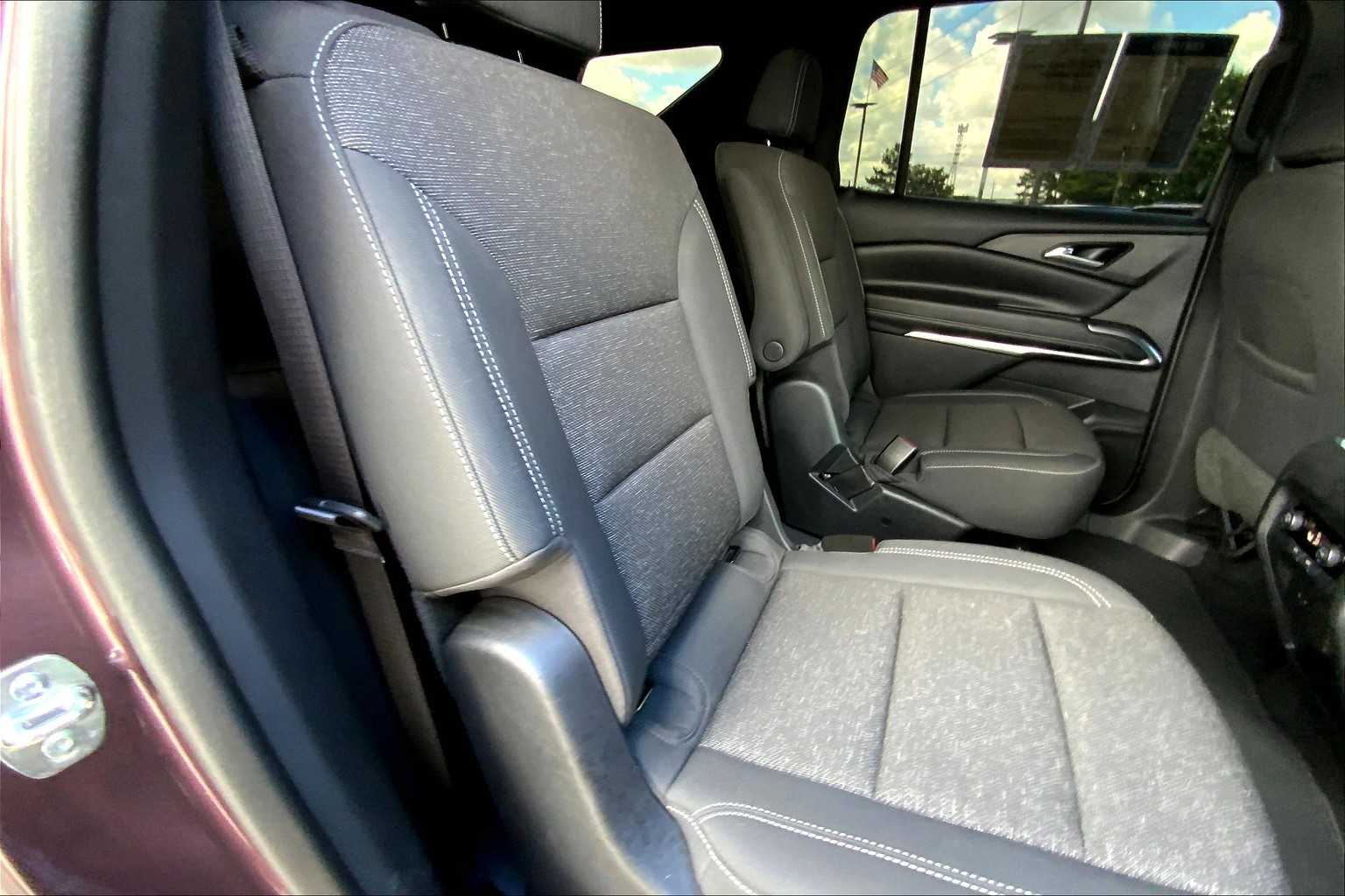 2024 Chevrolet Traverse photo 17