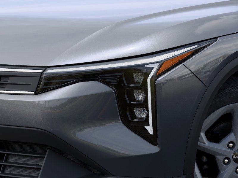 2025 Kia K4 LXS photo 9