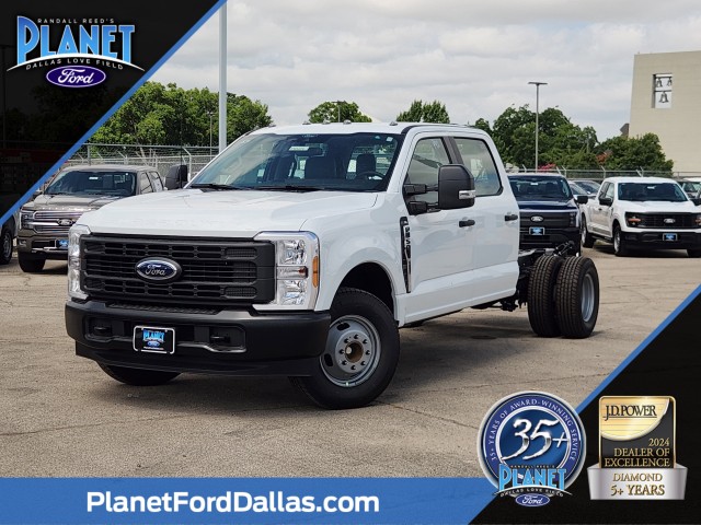 2025 Ford F-350 Super Duty Chassis Cab