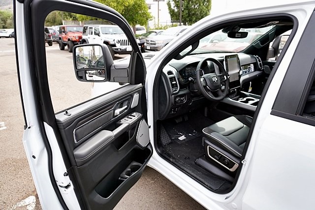 New 2026 Bright White Clear-Coat Exterior Paint RAM Laramie image 45