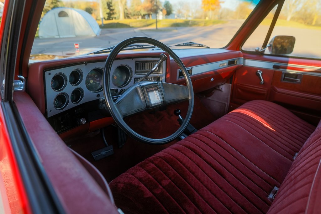 1983 Gmc Sierra photo 3