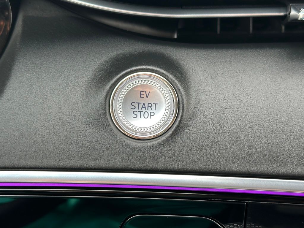 2025 Genesis Electrified GV70 Advanced photo 30
