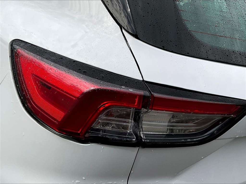 2022 Ford Escape S photo 29