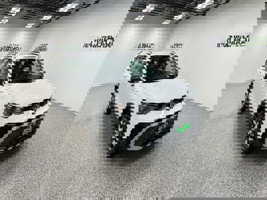 2025 Volkswagen Taos S's photo