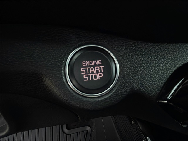 2023 Kia Forte GT-Line photo 18
