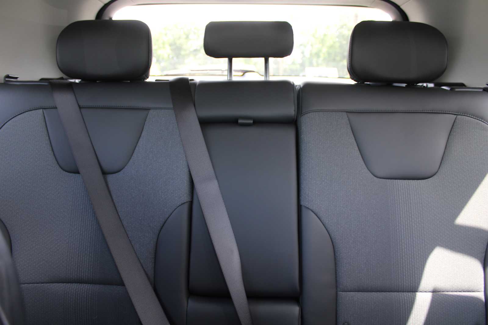2025 Kia Niro EX Touring photo 48