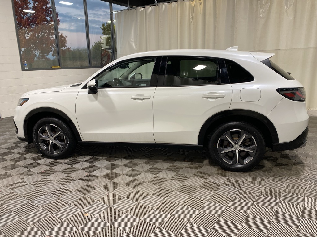 2023 Honda HR-V EX-L photo 4