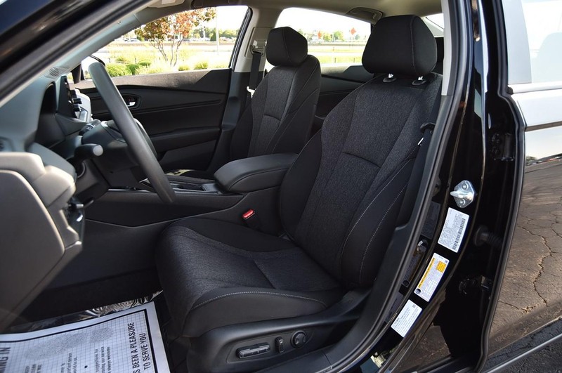 2024 Honda Accord 1.5T EX photo 16