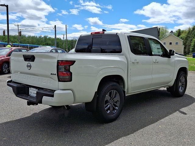 2025 Nissan Frontier SV photo 2