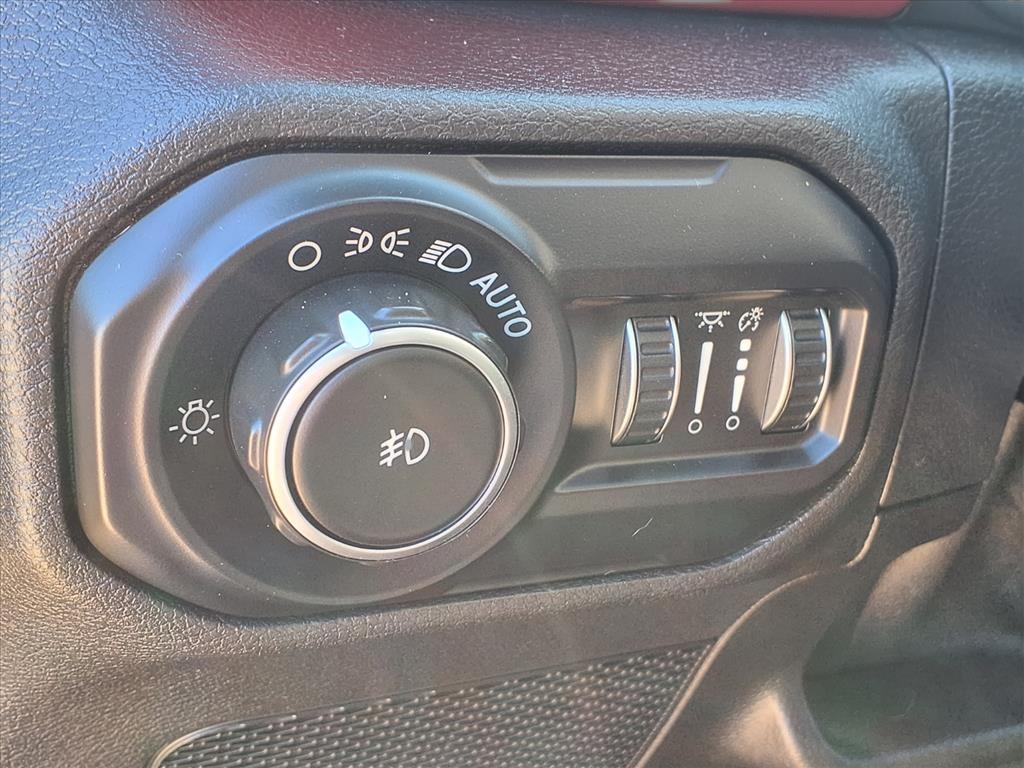 2018 Jeep Wrangler Unlimited Rubicon photo 24
