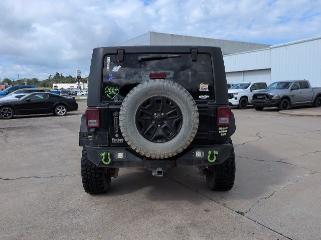 2018 Jeep Wrangler Willys Wheeler photo 4