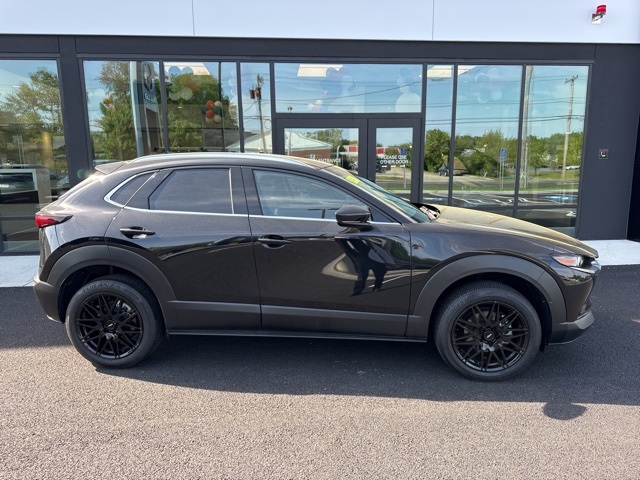 2024 Mazda CX-30 2.5 S Premium photo 2