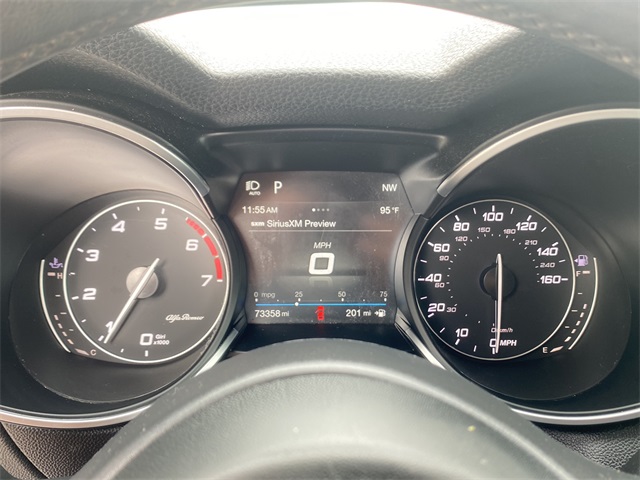2019 Alfa Romeo Stelvio Base photo 25