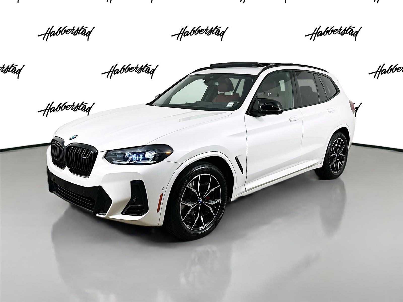 2024 BMW X3 40i's photo