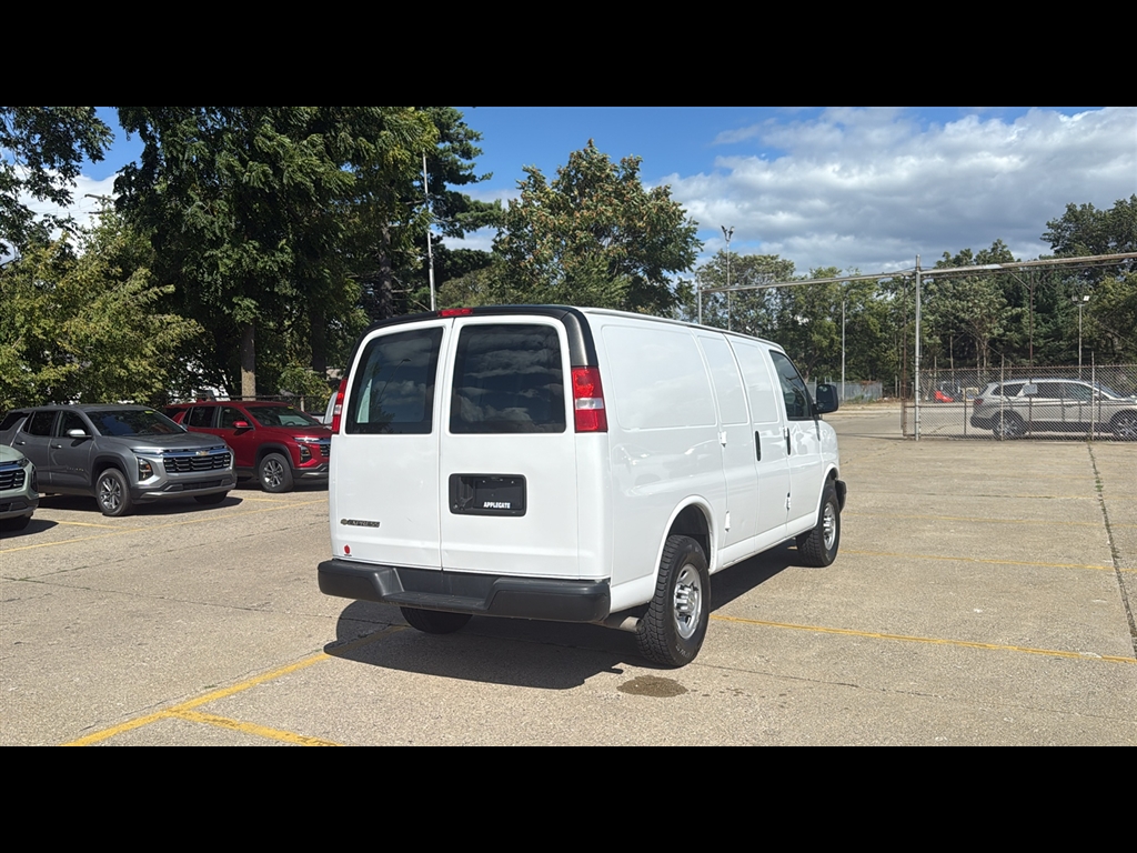 2021 Chevrolet Express 2500 Work Van Cargo photo 3