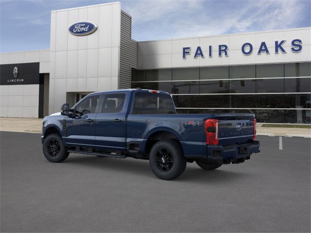2025 Ford F-350 XL photo 4