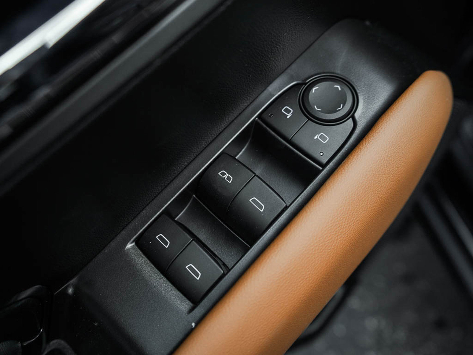 2025 Gmc Canyon AT4 photo 13