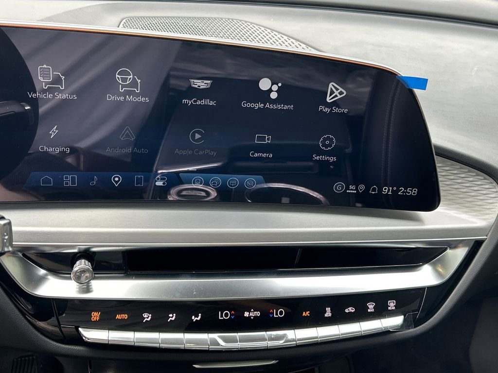 2026 Cadillac Lyriq Luxury photo 23