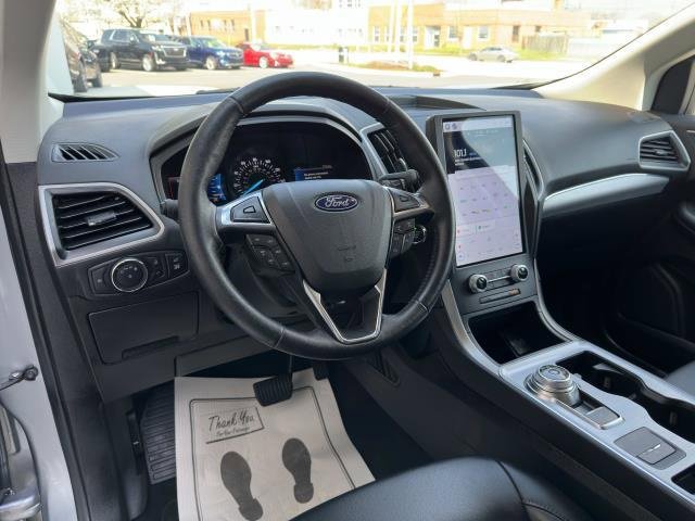 2022 Ford Edge SEL photo 37