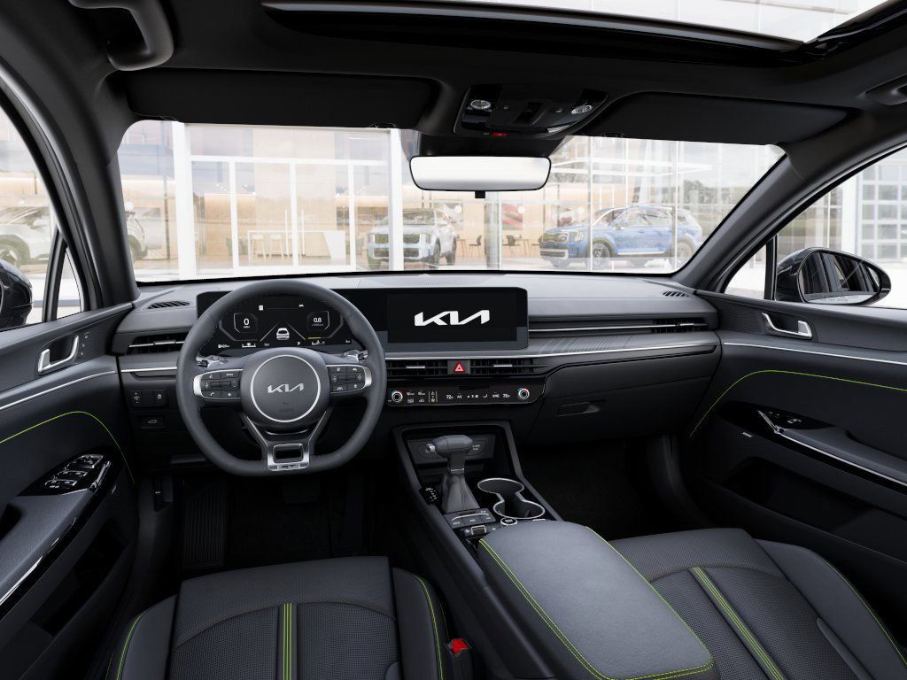 2026 Kia K5 GT photo 13