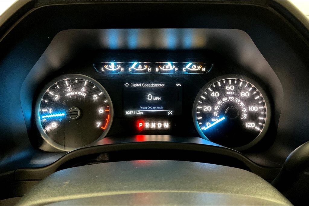 2017 Ford F-150 XLT photo 20