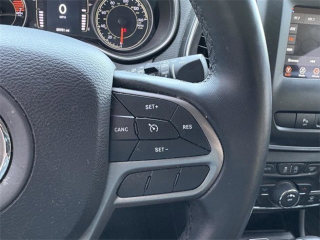 2019 Jeep Cherokee Latitude photo 15