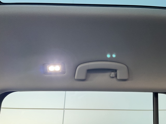 2024 Volkswagen Atlas Peak Edition SE Technology photo 51