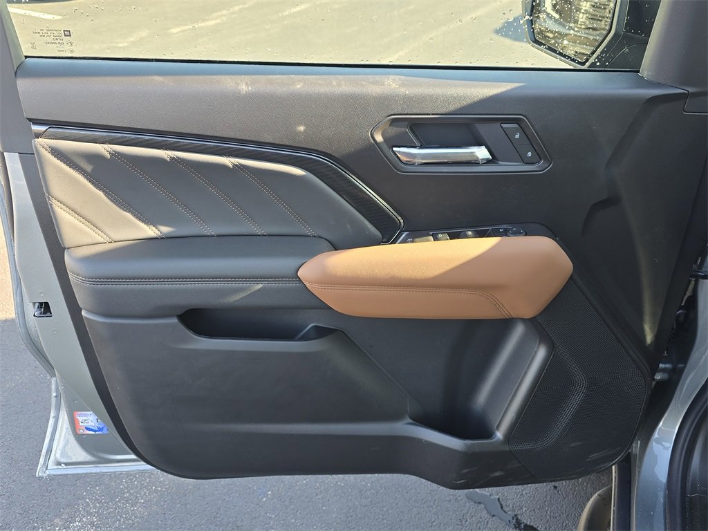 2025 Gmc Canyon AT4 photo 11