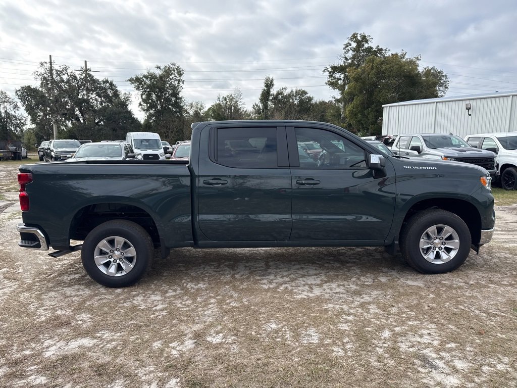 2026 Chevrolet Silverado 1500 LT photo 3