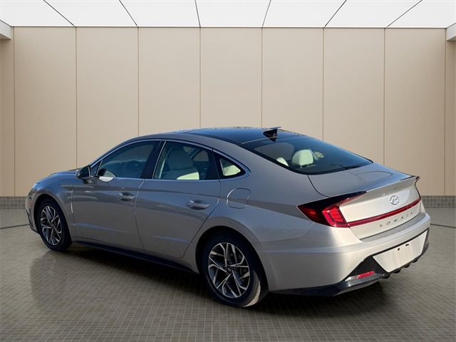 2023 Hyundai Sonata SEL photo 4